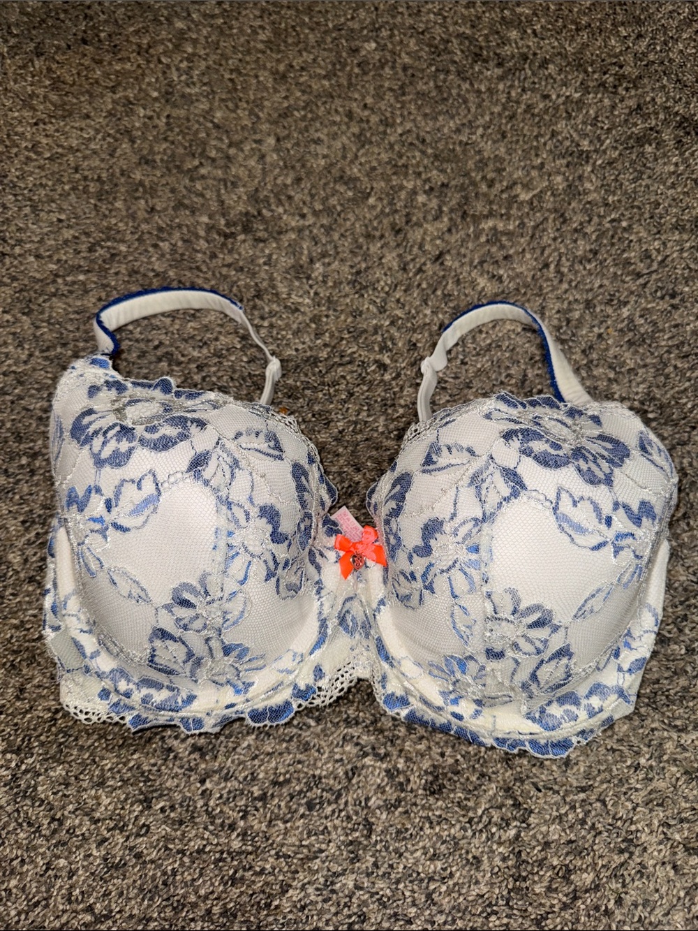 Victorias Secret White Blue Floral Lace Underwire Bra with Contrast Bow Sz 34DDD